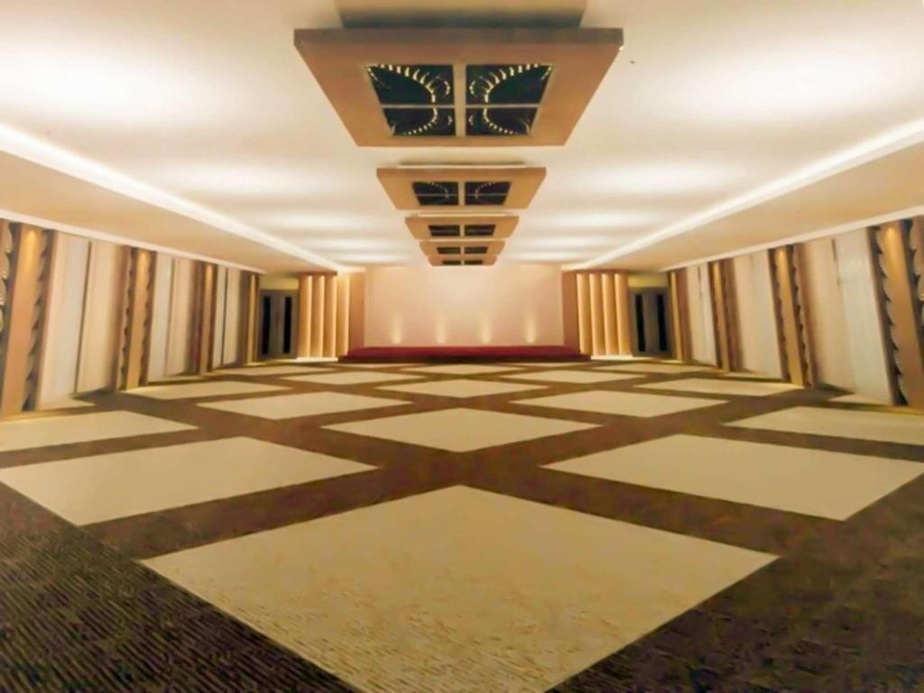 จาวา โลตัส โฮเทล เจมเบอร์  Hotel ภายนอก รูปภาพ