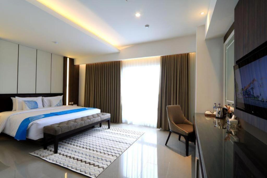 จาวา โลตัส โฮเทล เจมเบอร์  Hotel ภายนอก รูปภาพ