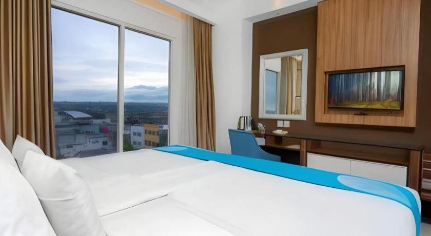 จาวา โลตัส โฮเทล เจมเบอร์  Hotel ภายนอก รูปภาพ