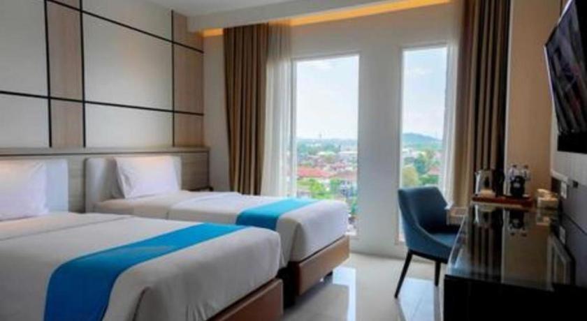 จาวา โลตัส โฮเทล เจมเบอร์  Hotel ภายนอก รูปภาพ