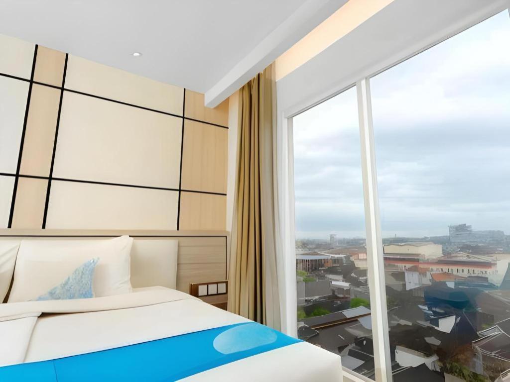จาวา โลตัส โฮเทล เจมเบอร์  Hotel ภายนอก รูปภาพ