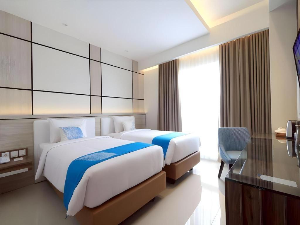 จาวา โลตัส โฮเทล เจมเบอร์  Hotel ภายนอก รูปภาพ