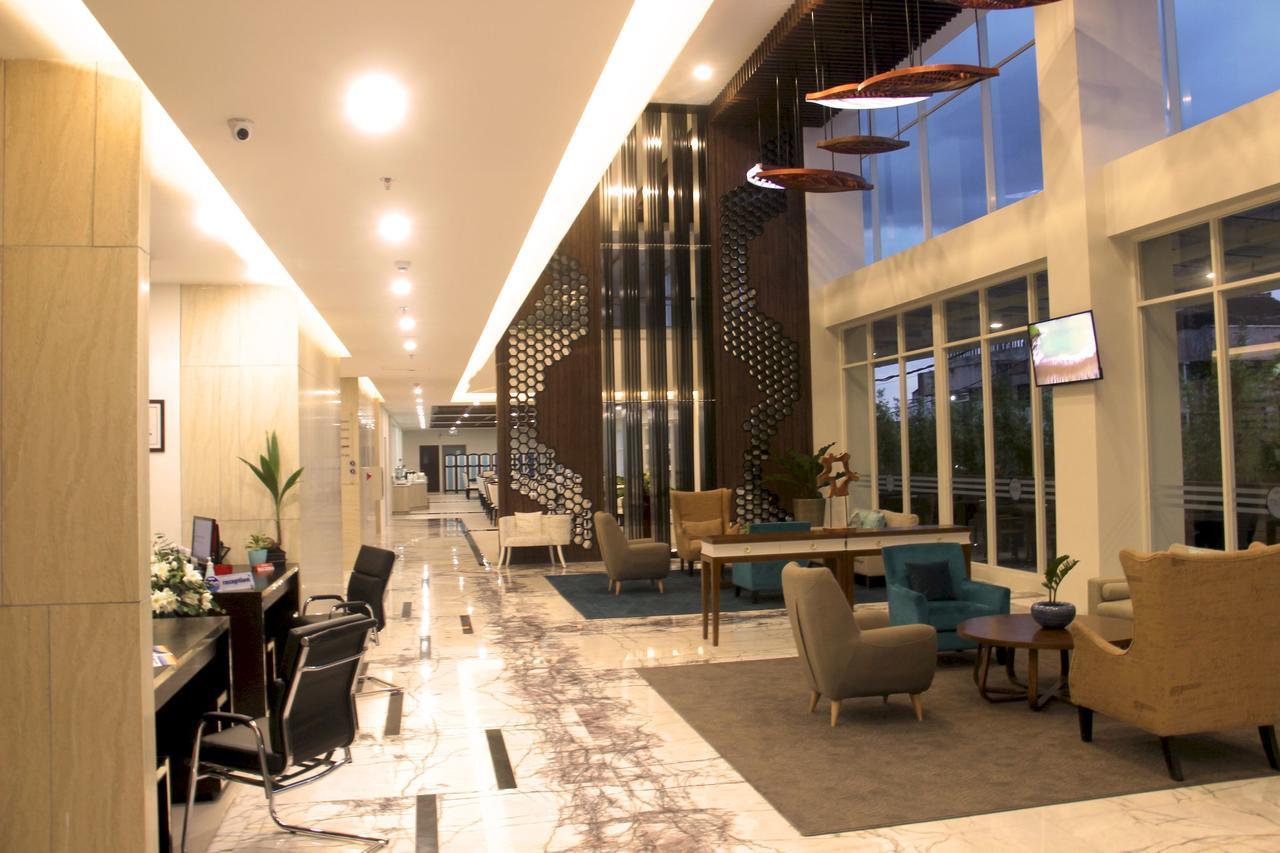 จาวา โลตัส โฮเทล เจมเบอร์  Hotel ภายนอก รูปภาพ